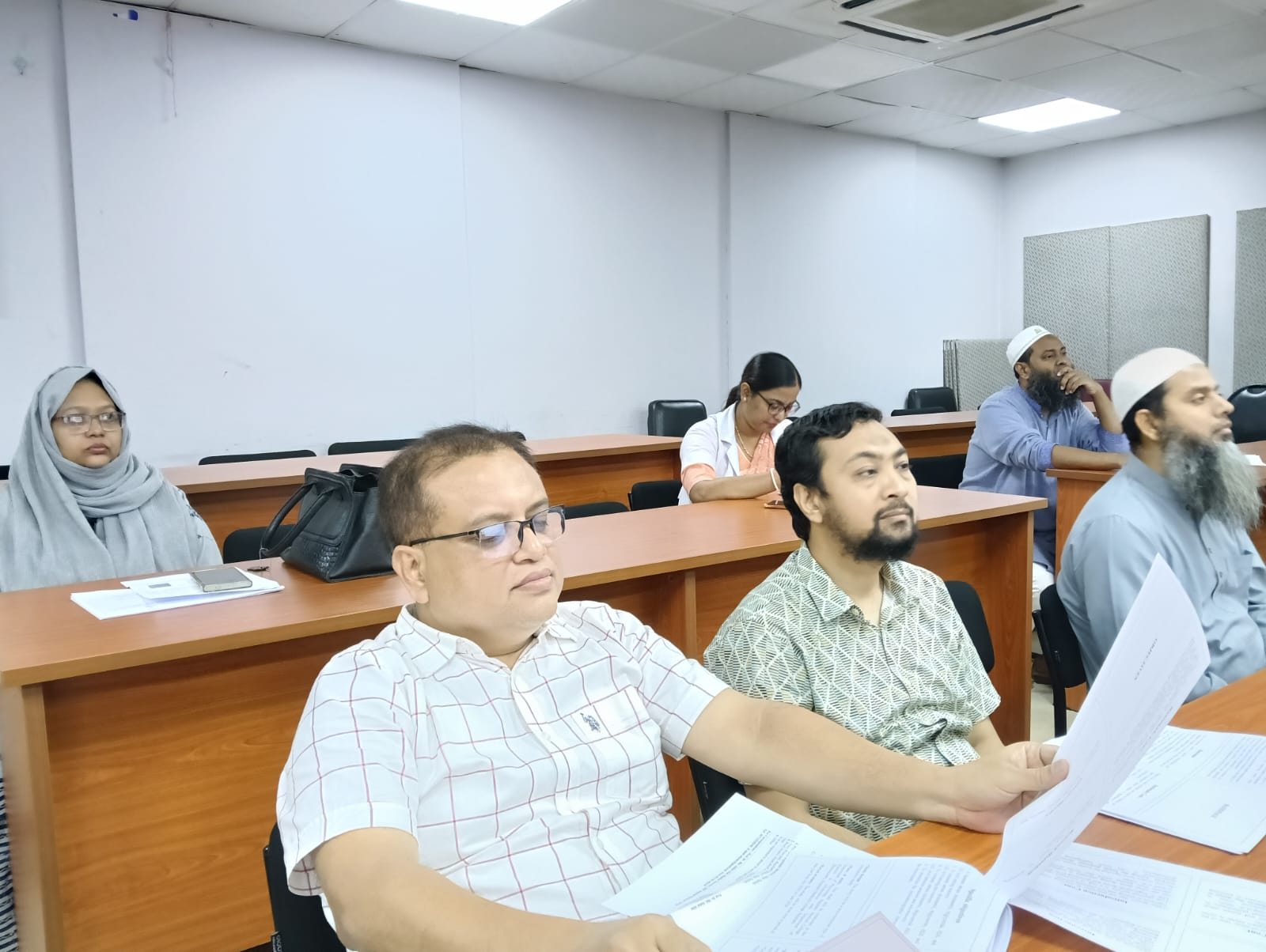 Comparison of Lipid Proifle between Weavers and Non-Weavers in Rajshahi City.